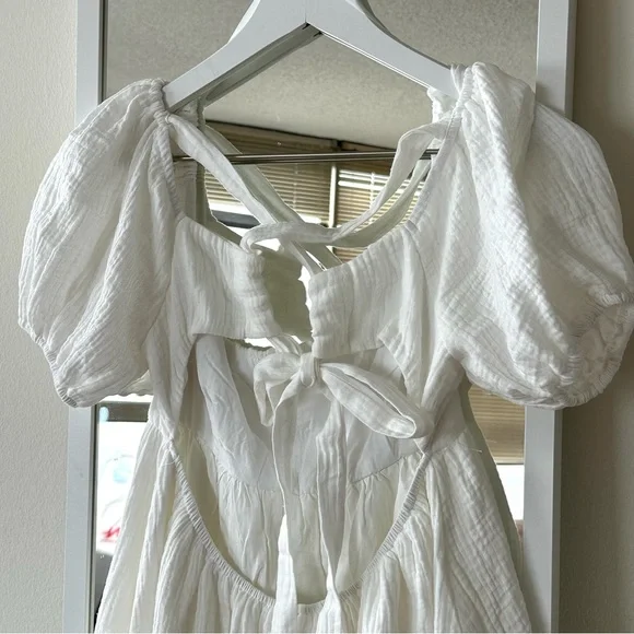 Princess Polly Let's Dance 100% Cotton Puff Sleeve Mini White Dress Size 6 NWOT - Picture 13 of 15